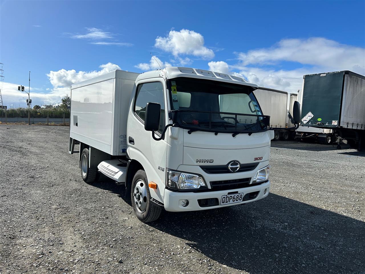 2019 Hino 300 - 4x2 Solid Side - Class 1