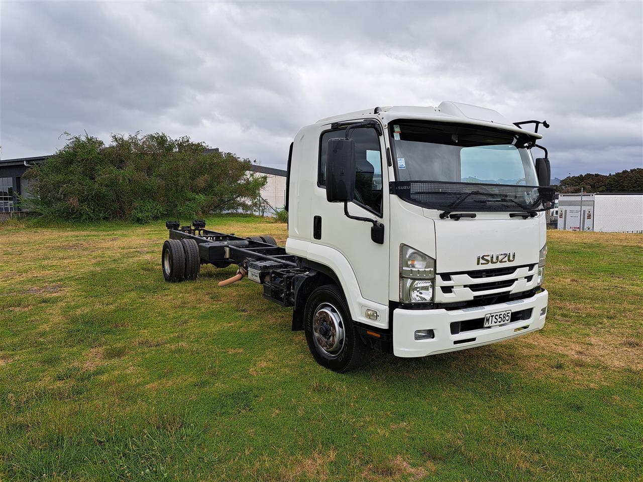 2020 Isuzu F SERIES - 4x2 Cab Chassis