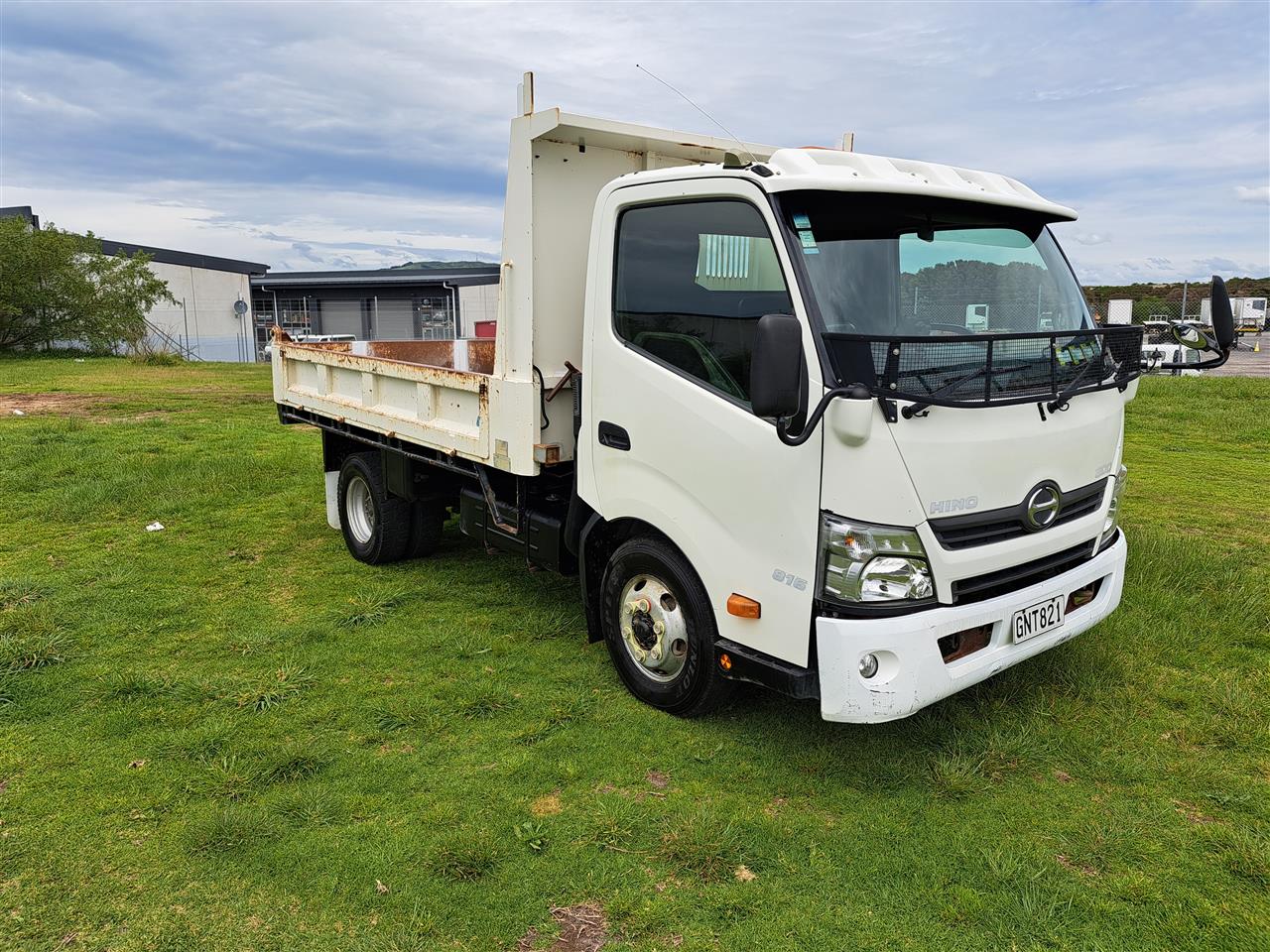 2012 Hino 300 - Hino 815 4x2 Tipper Truck