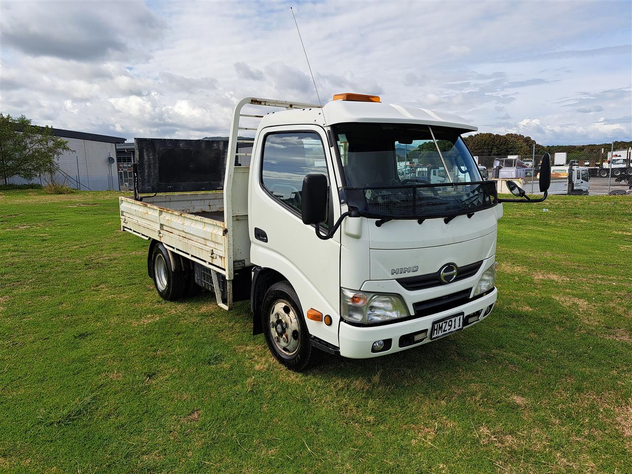 2014 Hino 300 - Hino 300 XZU605R Escort Truck