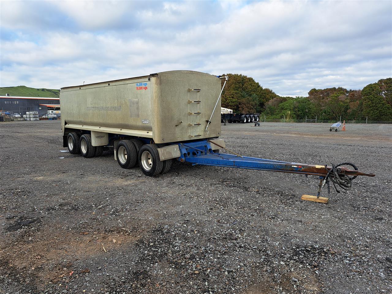 2008 Transport Trailers 4A - 4 axle alloy trailer with HBM792